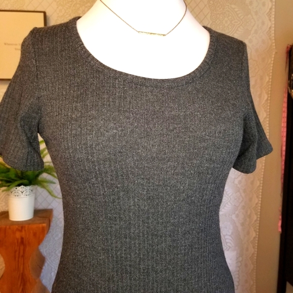 Ribbed Midi Dress - Picture 10 of 10